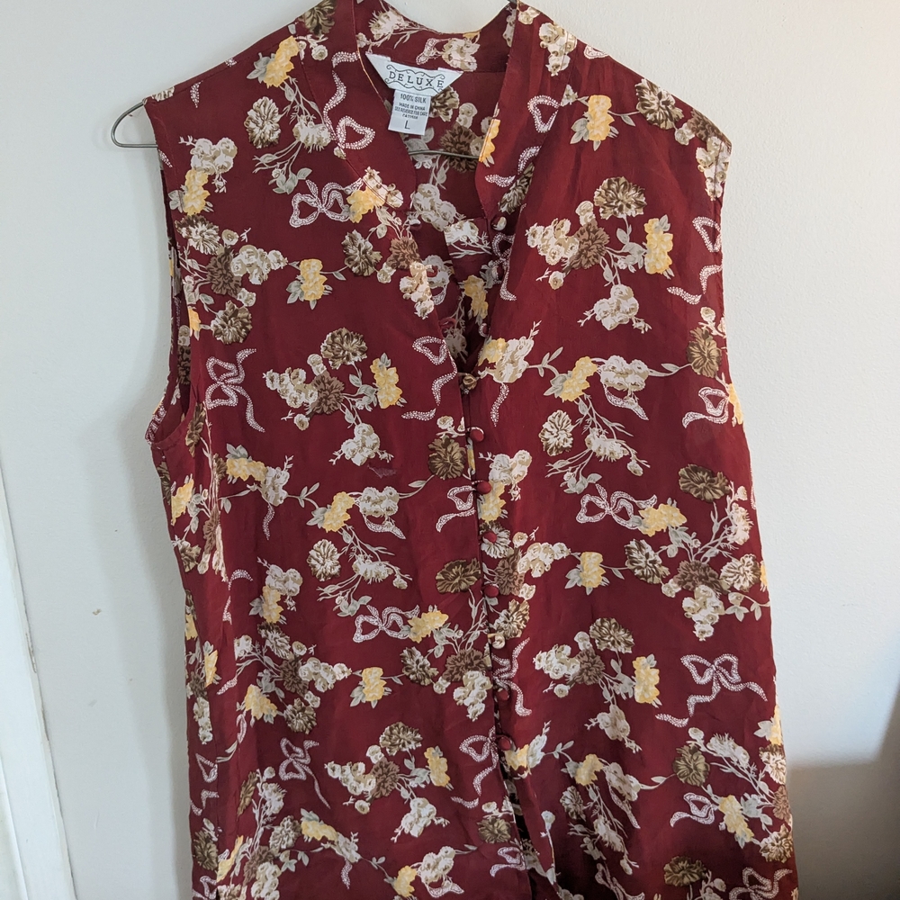 Women's Floral Button Down Shirt - Red